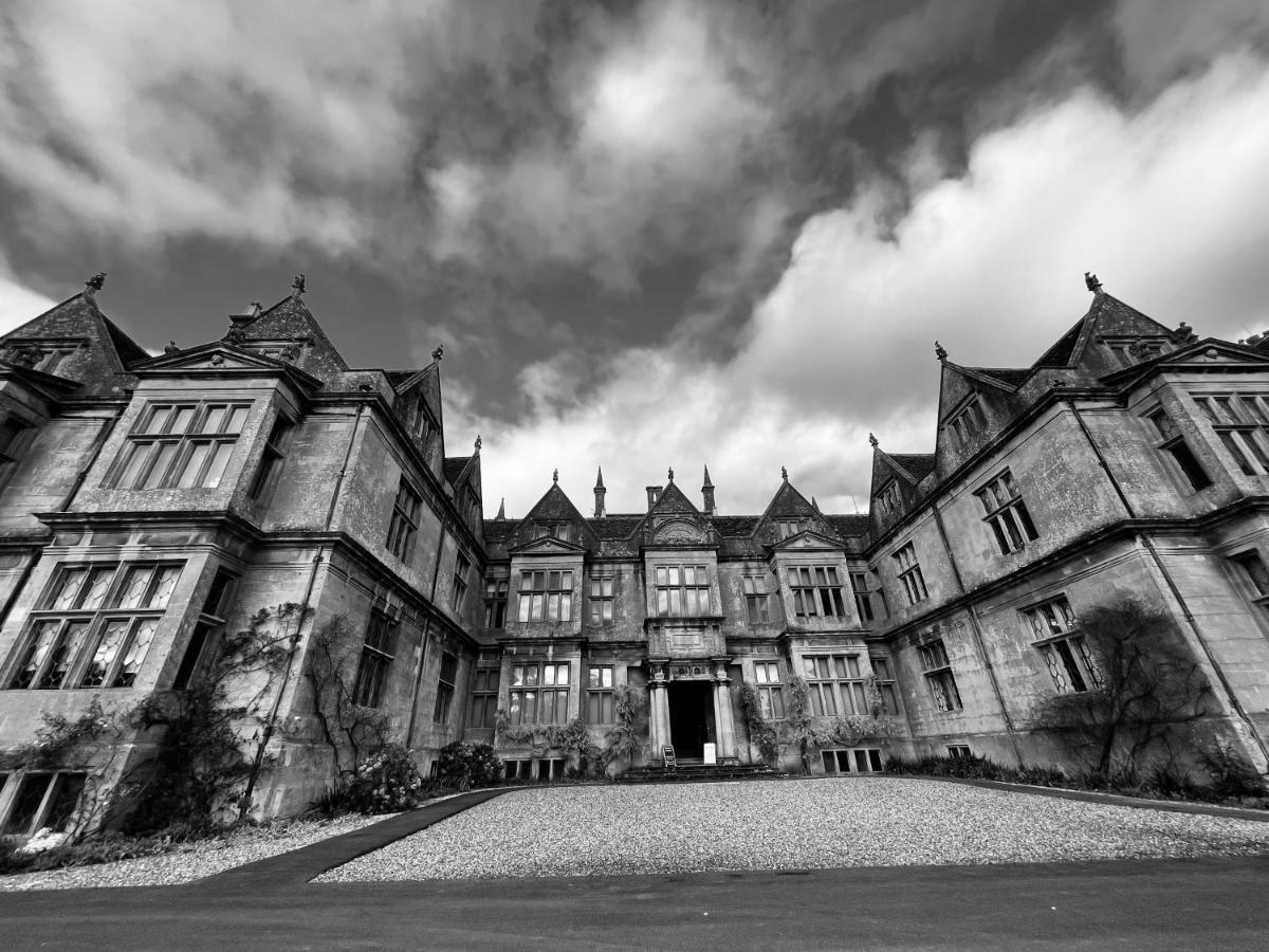 Alexander House Lägenhet Corsham Exteriör bild